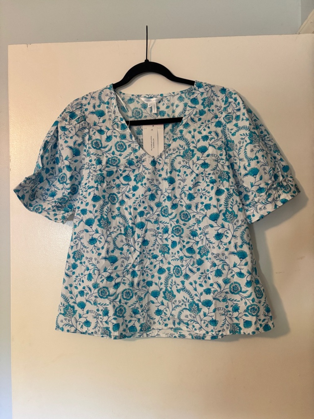 NWT Draper James Floral V-Neck Puff Sleeve Top, Size S